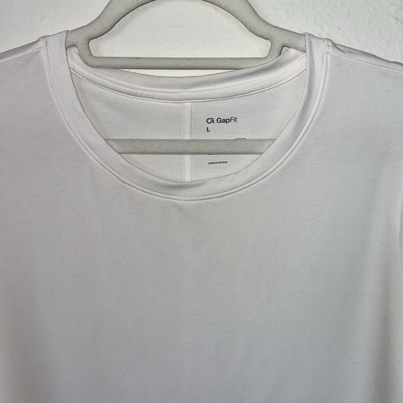 EUC Gap Fit L/S Tee - Picture 2 of 7